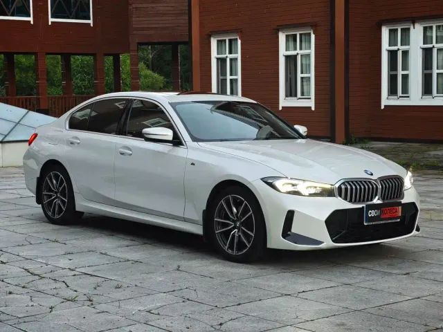 BMW 3 Series — Фото автомобиля 3