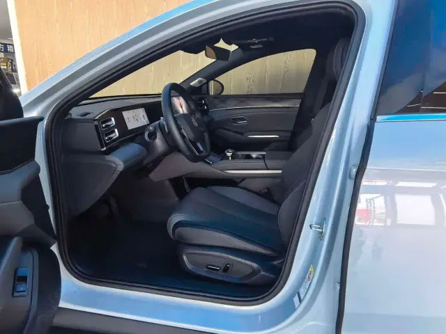 BYD Qin L — Фото автомобиля 5