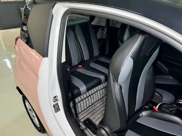 Roewe Clever — Фото автомобиля 3