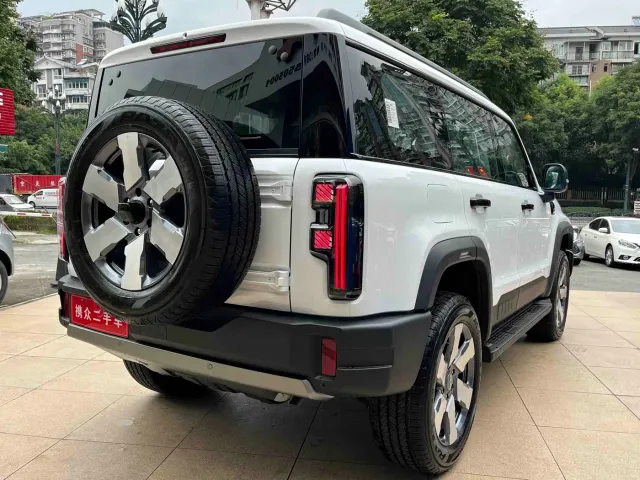 BAIC BJ40 — Фото автомобиля 13