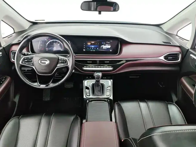 GAC Trumpchi M6 — Фото автомобиля 12