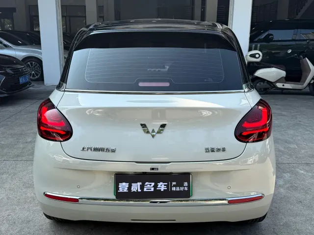 Wuling Bingo — Фото автомобиля 20