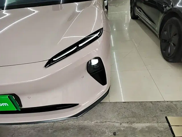 Nio ET5 Touring — Фото автомобиля 23