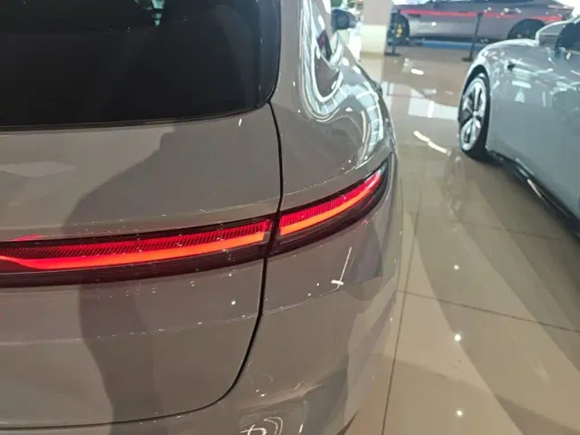 Nio ET5 Touring — Фото автомобиля 7