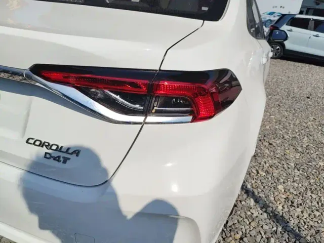Toyota Corolla — Фото автомобиля 7