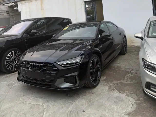 Фотография автомобиля — Audi A7L