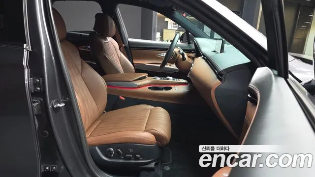 Genesis GV70 — Фото автомобиля 17