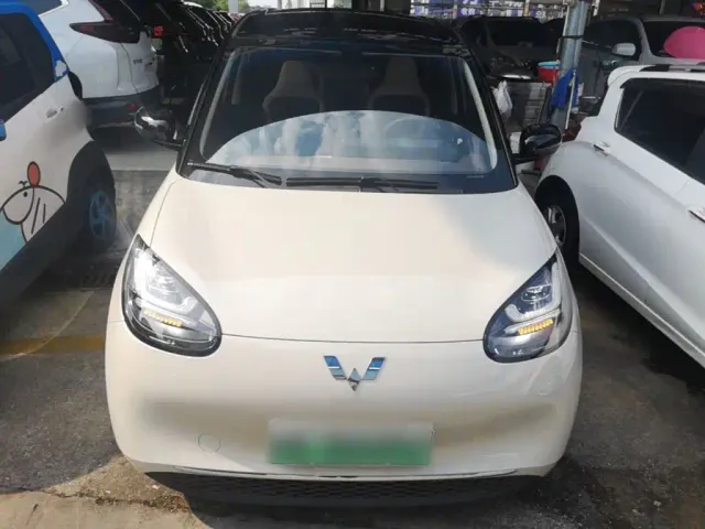Wuling Bingo — Фото автомобиля 2
