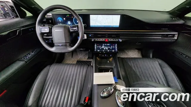 Hyundai Grandeur Grandeur (GN7) 2.5 Бензин 2WD — Фото автомобиля 4