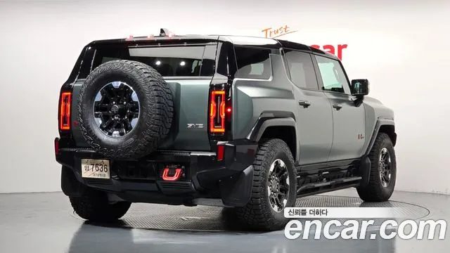 GMC Hummer EV — Фото автомобиля 2
