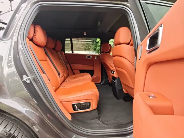 Li Auto L7 — Фото автомобиля 11
