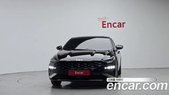 Kia K8 Hybrid — Фото автомобиля 3