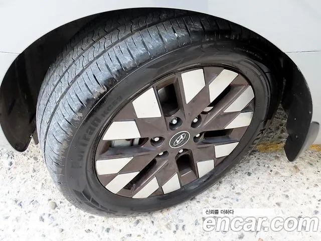 Hyundai Staria — Фото автомобиля 14