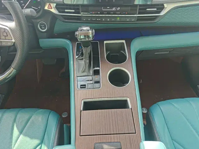Toyota Sienna — Фото автомобиля 13