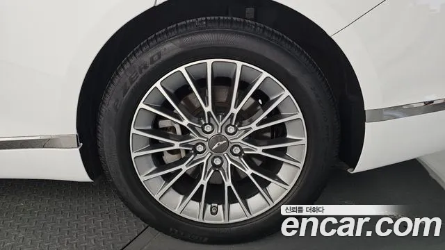 Genesis G80 RG3 — Фото автомобиля 6
