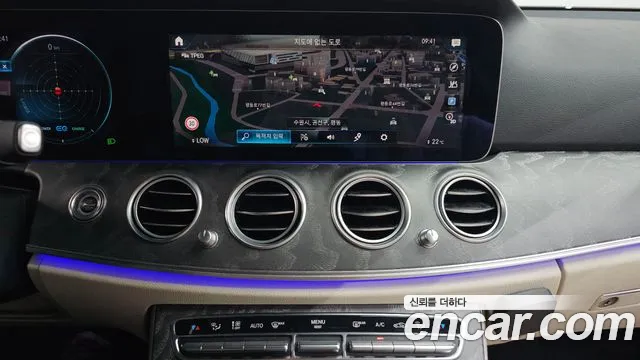 Mercedes-Benz E-Class E-класс W213 E350 4MATIC Exclusive — Фото автомобиля 11