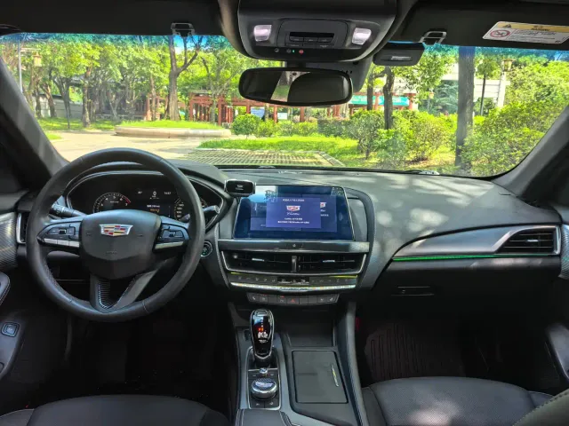 Cadillac CT5 — Фото автомобиля 7