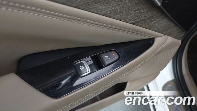Kia K8 Hybrid — Фото автомобиля 25