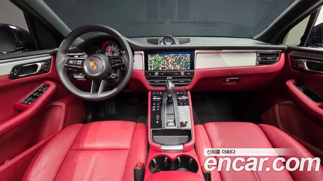 Porsche Macan — Фото автомобиля 7