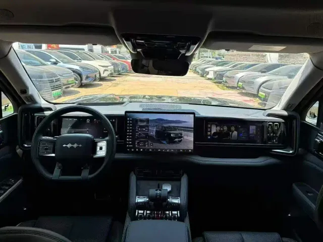 BYD FangChengBao Leopard 5 — Фото автомобиля 4
