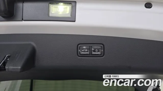 Genesis GV70 2.5T Бензин AWD — Фото автомобиля 27