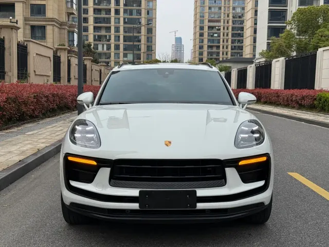 Porsche Macan — Фото автомобиля 2
