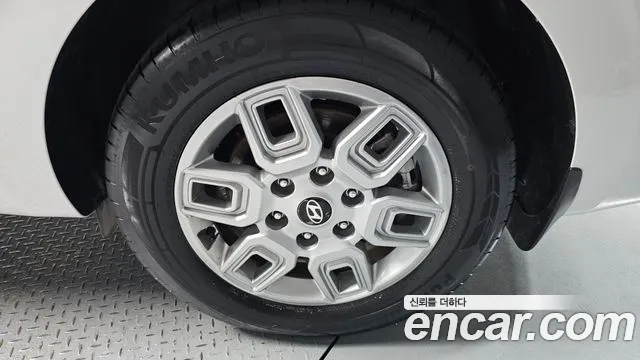 Hyundai Staria Staria Tourer 11 мест — Фото автомобиля 20
