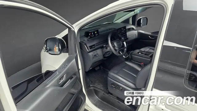 Hyundai Staria — Фото автомобиля 16