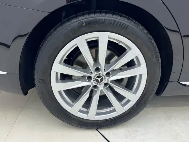 Mercedes-Benz S-Class — Фото автомобиля 22