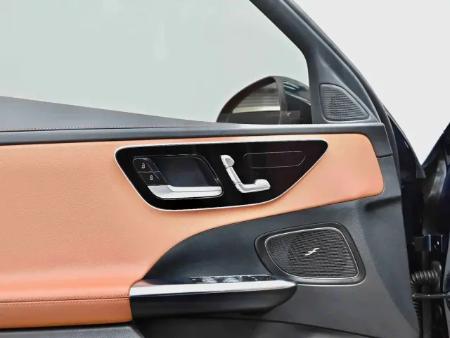 Mercedes-Benz C-Class — Фото автомобиля 13