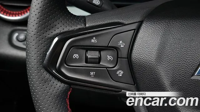ChevroletGMDaewoo Trax Trax Кроссовер — Фото автомобиля 13