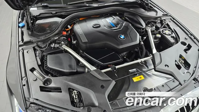 BMW 5 Series — Фото автомобиля 9