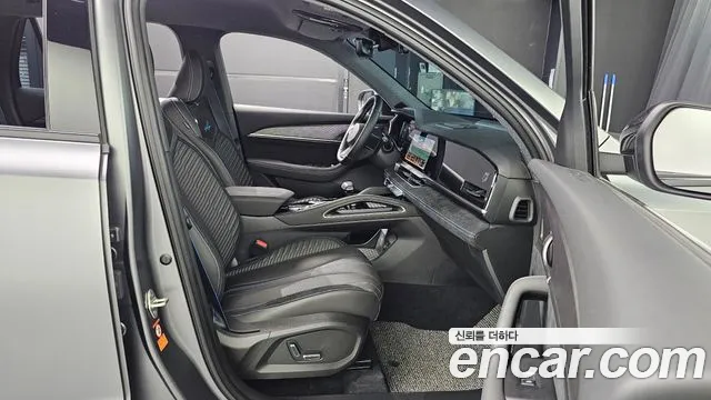 Renault-KoreaSamsung Grand Koleos — Фото автомобиля 12