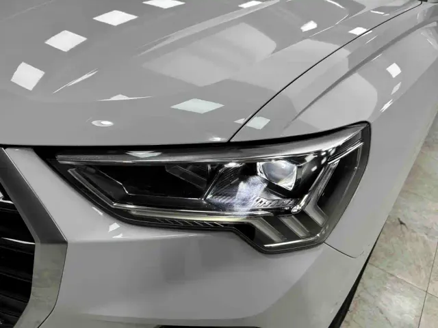 Audi Q3 — Фото автомобиля 23