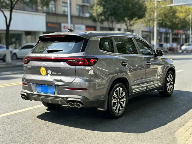 Chery Tiggo 8 — Фото автомобиля 4