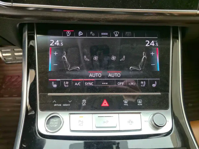 Audi Q8 — Фото автомобиля 14