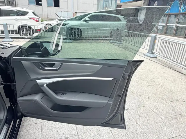 Audi A7L — Фото автомобиля 13