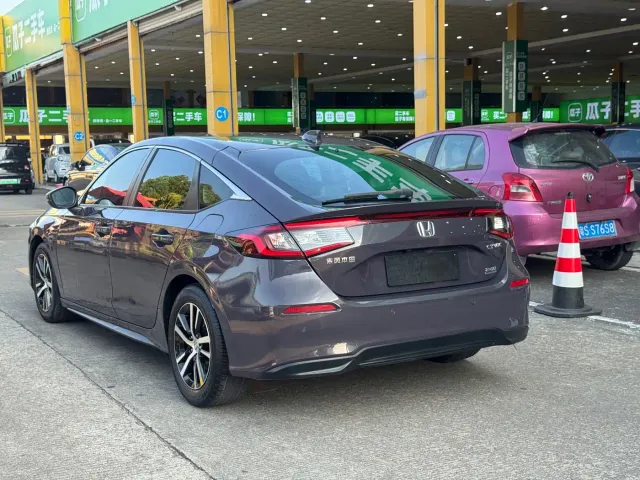 Honda Civic — Фото автомобиля 10