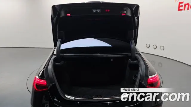 Mercedes-Benz S-Class — Фото автомобиля 13