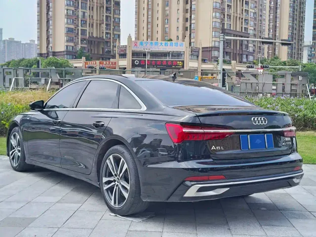 Audi Audi A6L 2023 Facelift 40 TFSI Luxury Dynamic — Фото автомобиля 5