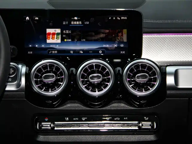 Mercedes-Benz GLB-Class — Фото автомобиля 28