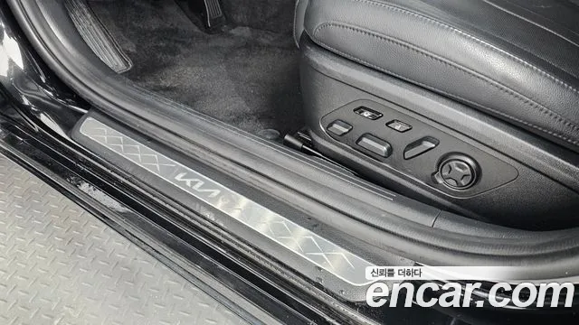 Kia K8 2.5 Бензин 2WD — Фото автомобиля 26