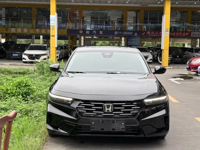 Honda Accord — Фото автомобиля 2