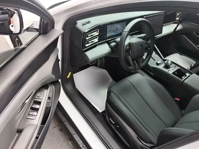 BYD Qin L 2024 DM-i 80KM Superior — Фото автомобиля 15
