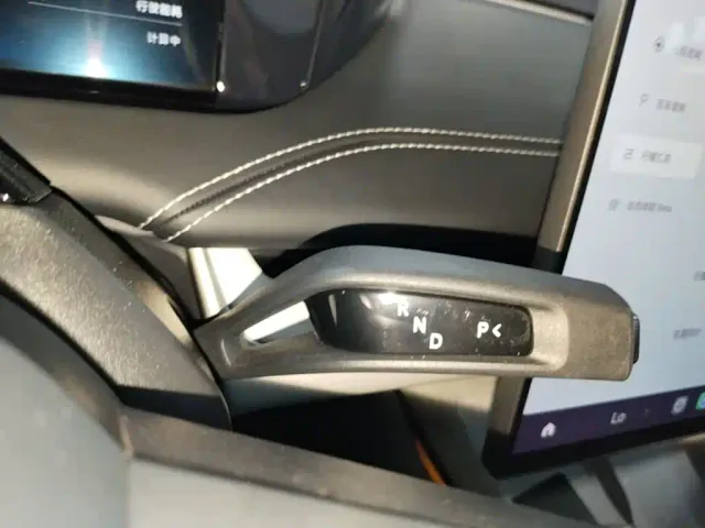 Xiaomi SU7 — Фото автомобиля 13