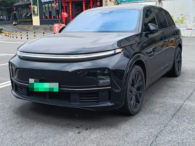 Фотография автомобиля — Li Auto L7