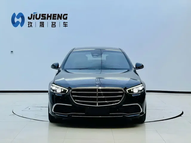 Mercedes-Benz S-Class — Фото автомобиля 2