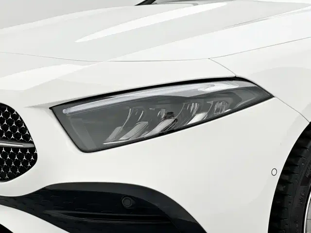 Mercedes-Benz A-Class — Фото автомобиля 26