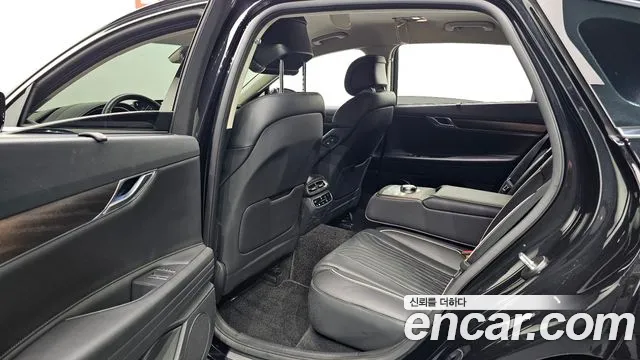 Genesis G80 Бензин 2.5 турбо AWD — Фото автомобиля 11