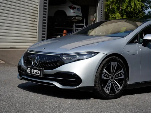 Mercedes-Benz EQS — Фото автомобиля 6